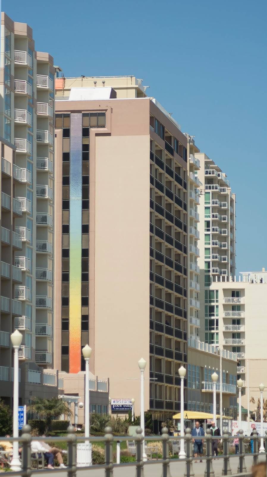 Four Sails Resort 3301 Atlantic Ave, Virginia Beach, VA 23451, USA