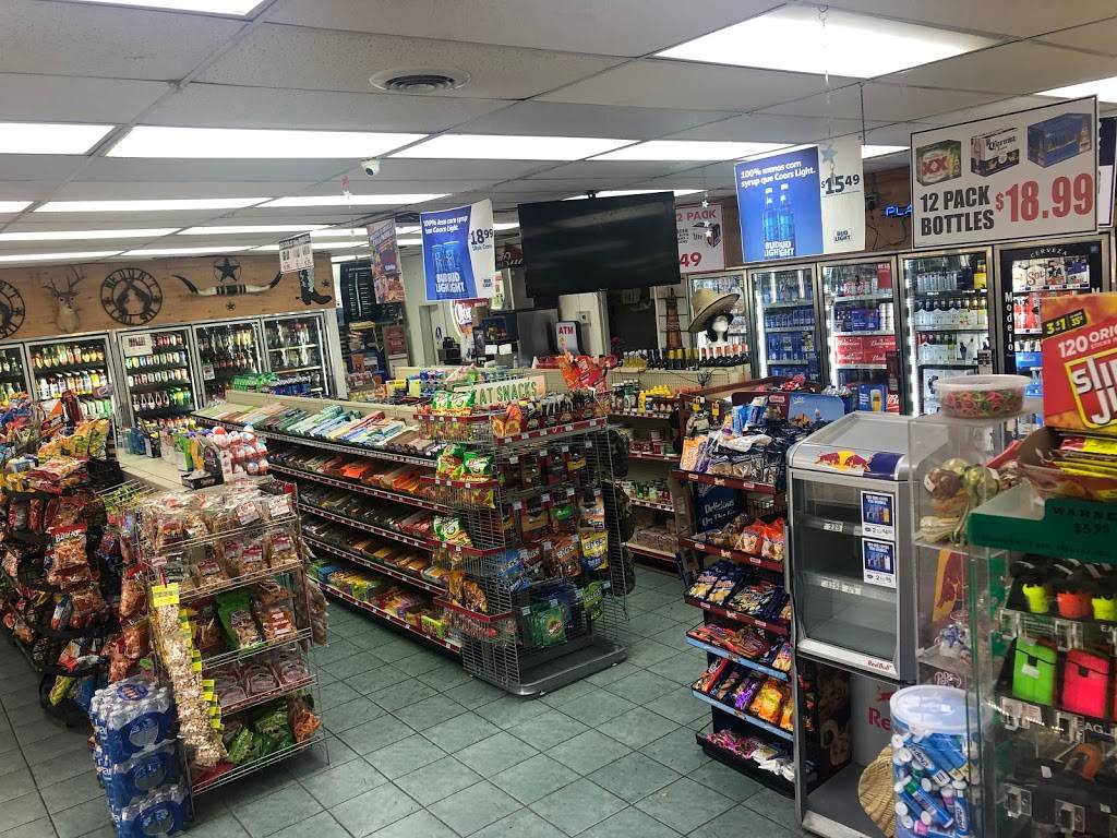 3D Food Mart/ Texaco gas station | 1300 E Long Ave, Fort Worth, TX 76106, USA | Phone: (817) 625-9897