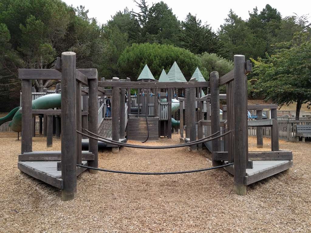 Frontierland Park | 900 Yosemite Dr, Pacifica, CA 94044 | Phone: (650) 738-7381