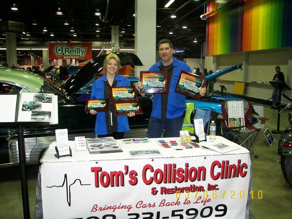 Toms Collision Clinic & Restoration, Inc | 15425 Crawford Ave, Markham, IL 60428, USA | Phone: (708) 331-5909