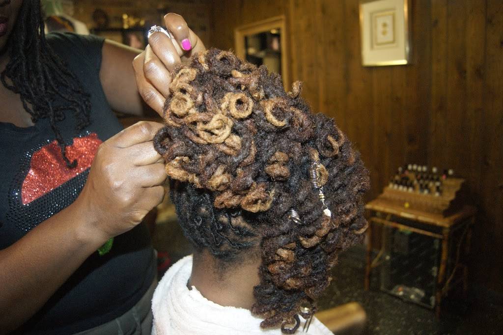 Loc Nation Natural Hair Care | 2900 W Gate City Blvd, Greensboro, NC 27403 | Phone: (336) 389-8760