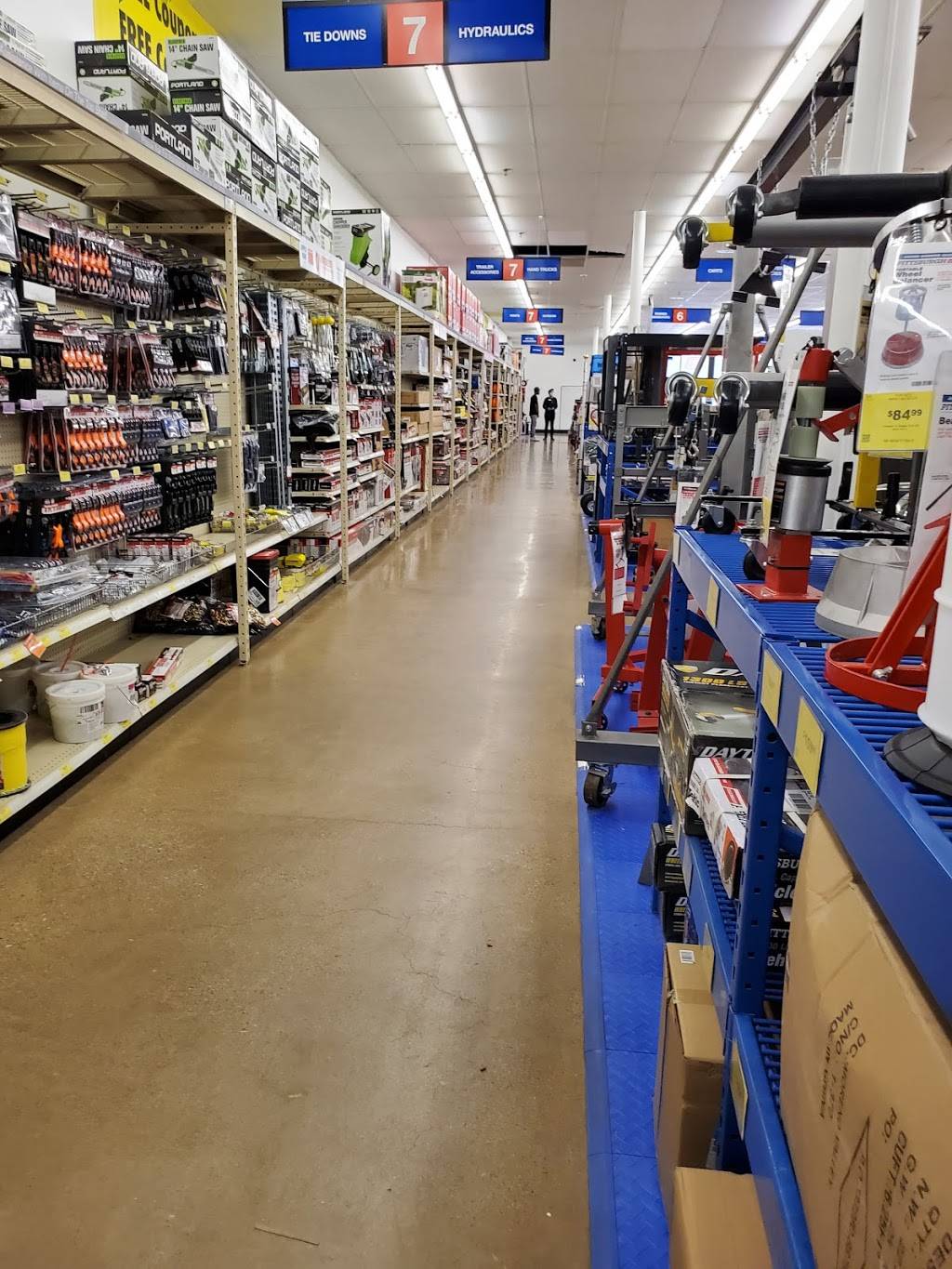 Harbor Freight Tools | 3050 N Josey Ln #106, Carrollton, TX 75007, USA | Phone: (972) 394-1276