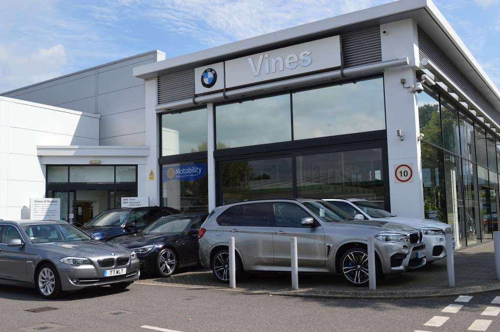 Vines of Redhill BMW | 12 Bonehurst Rd, Salfords, Redhill RH1 5EP, UK | Phone: 01293 772000