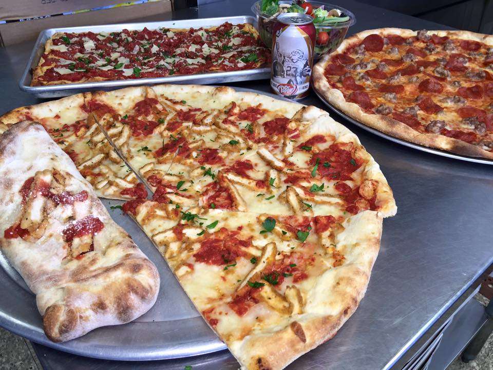 4 Corners Pizzeria | 902 Pelhamdale Ave, Pelham, NY 10803, USA | Phone: (914) 738-0905