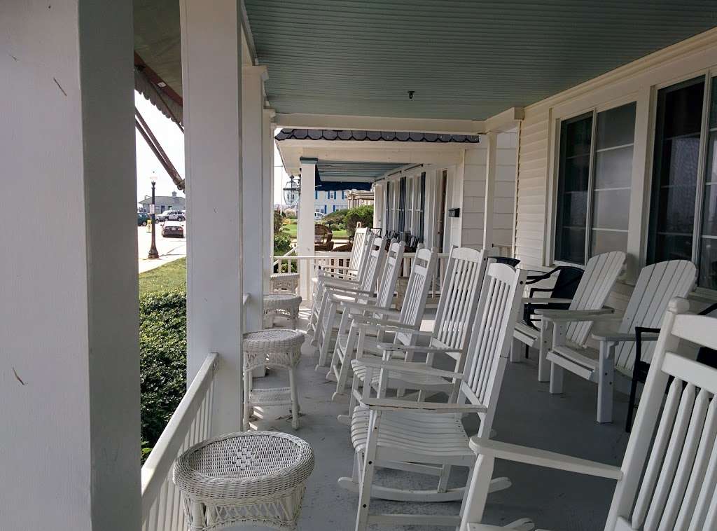 Shawmont Hotel | 17 Ocean Ave, Ocean Grove, NJ 07756 | Phone: (732) 776-6985