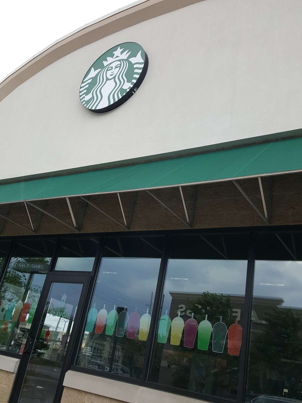 Starbucks | 3925 E Southport Rd, Indianapolis, IN 46237, USA | Phone: (317) 889-1537