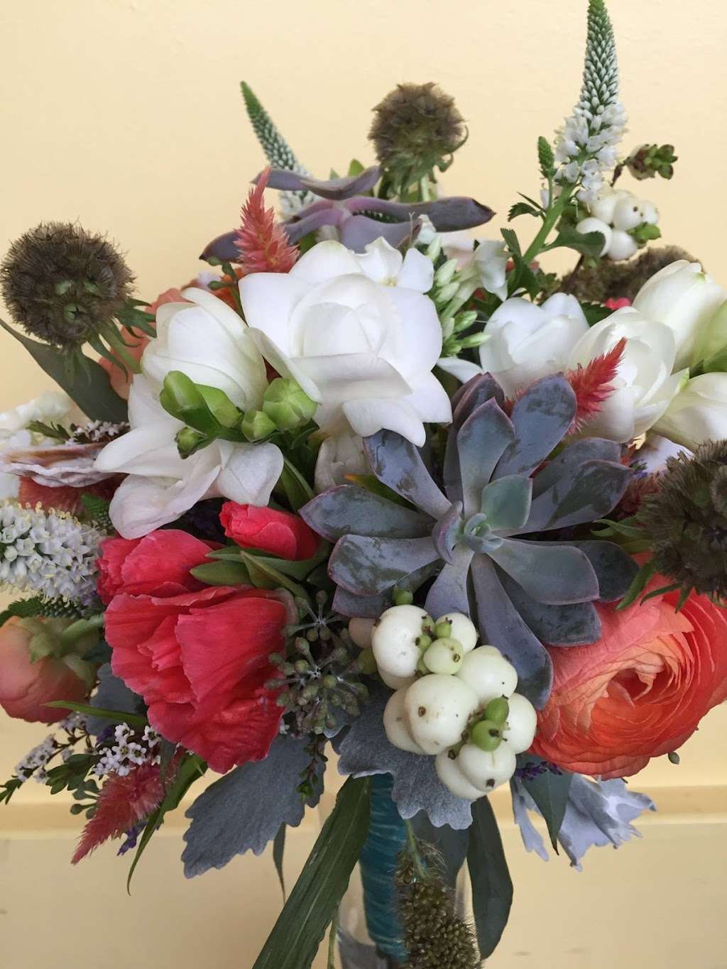 Floral Inspirations | 524 E Savannah Rd, Lewes, DE 19958, USA | Phone: (302) 703-1009