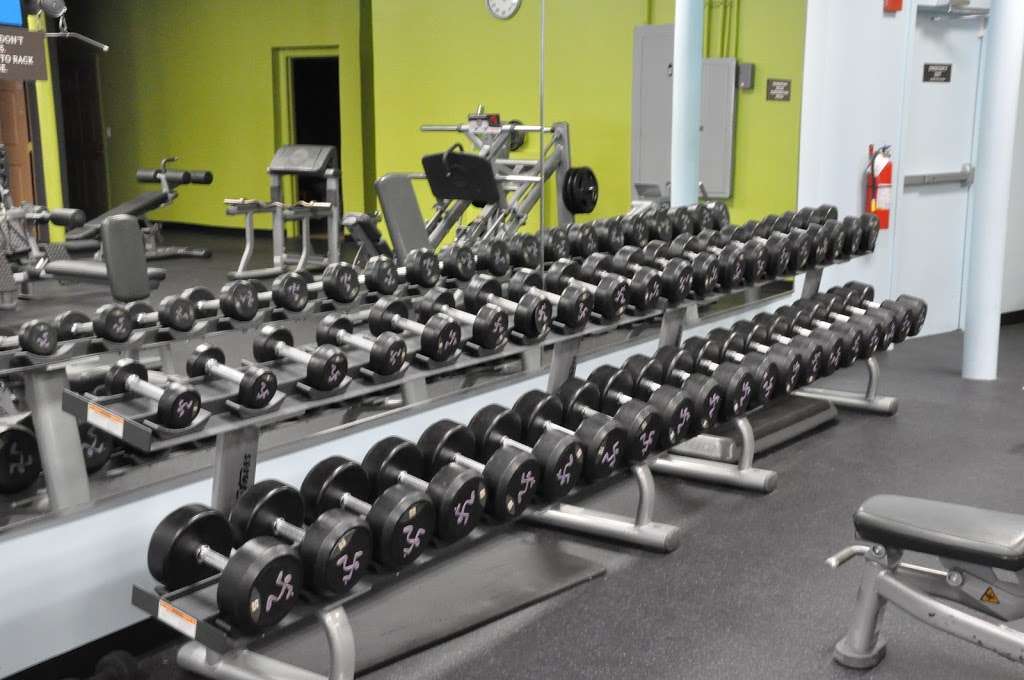 Anytime Fitness | 13 Taunton St Suite 3, Plainville, MA 02762, USA | Phone: (508) 316-0191