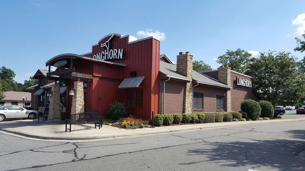 LongHorn Steakhouse 8115 Old Mallard Creek Rd, Charlotte, NC 28262