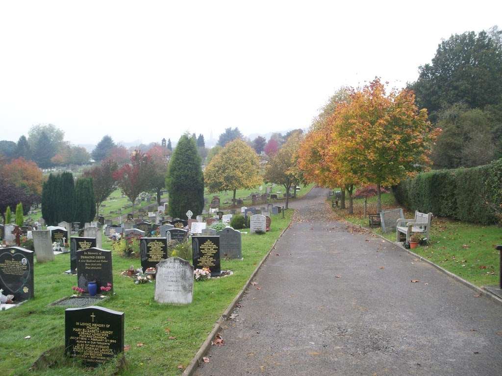 Redstone Cemetery | Philanthropic Rd, Redhill RH1 4DG, UK | Phone: 01737 276000