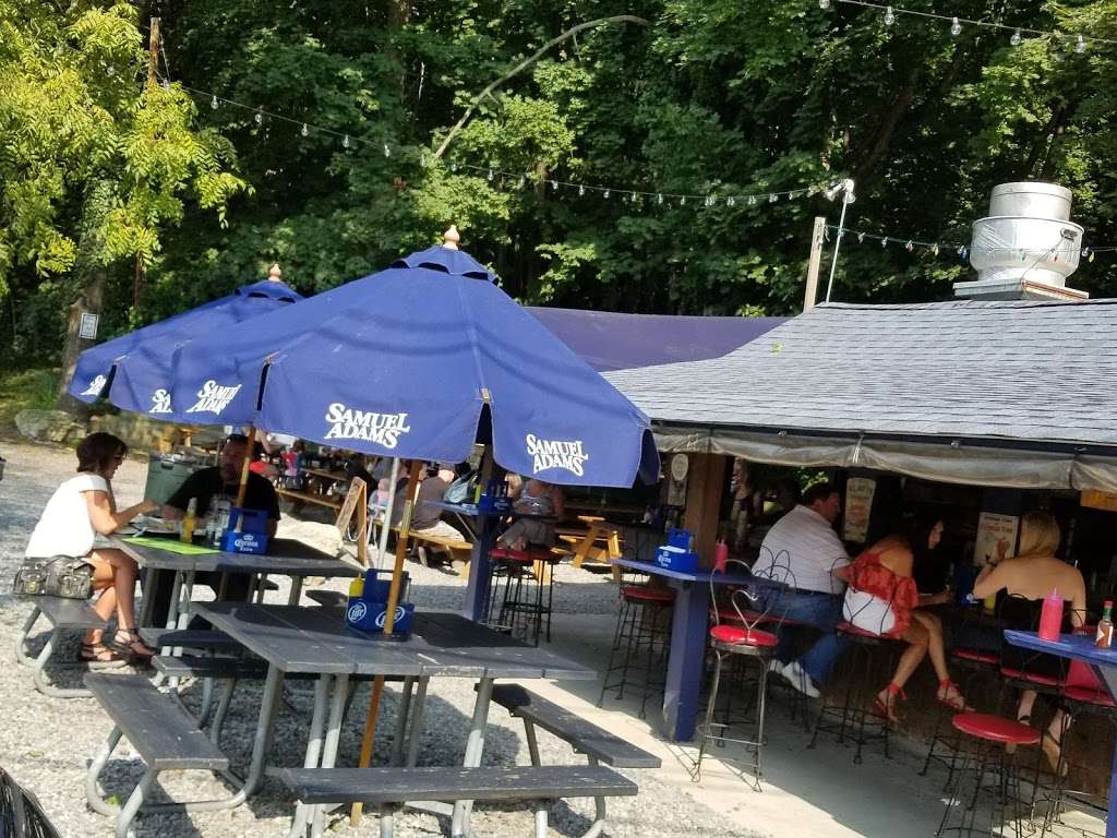 The Shack | 1734, 2 Stony Hollow Rd, Centerport, NY 11721 | Phone: (631) 754-8989