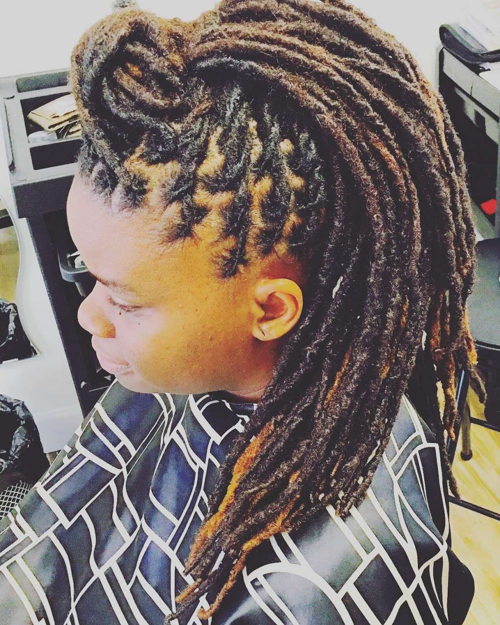 locXurious natural hair salon (by appointment, limited walk-ins) | 8313 Old Branch Ave, Clinton, MD 20735, USA | Phone: (202) 491-0395