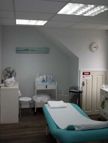 Surrey Skin & Laser Clinic Ltd | High St, Limpsfield RH8 0DR, UK | Phone: 01883 712815