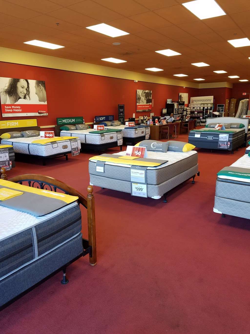 Mattress Firm Elverson | 246 Crossings Blvd, Elverson, PA 19520, USA | Phone: (610) 286-0071