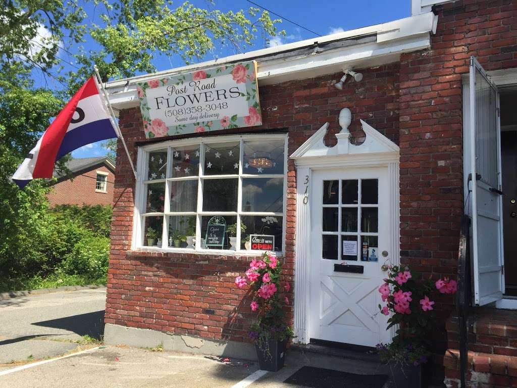 Post Road Flowers | 310 Boston Post Rd, Wayland, MA 01778, USA | Phone: (508) 980-5377