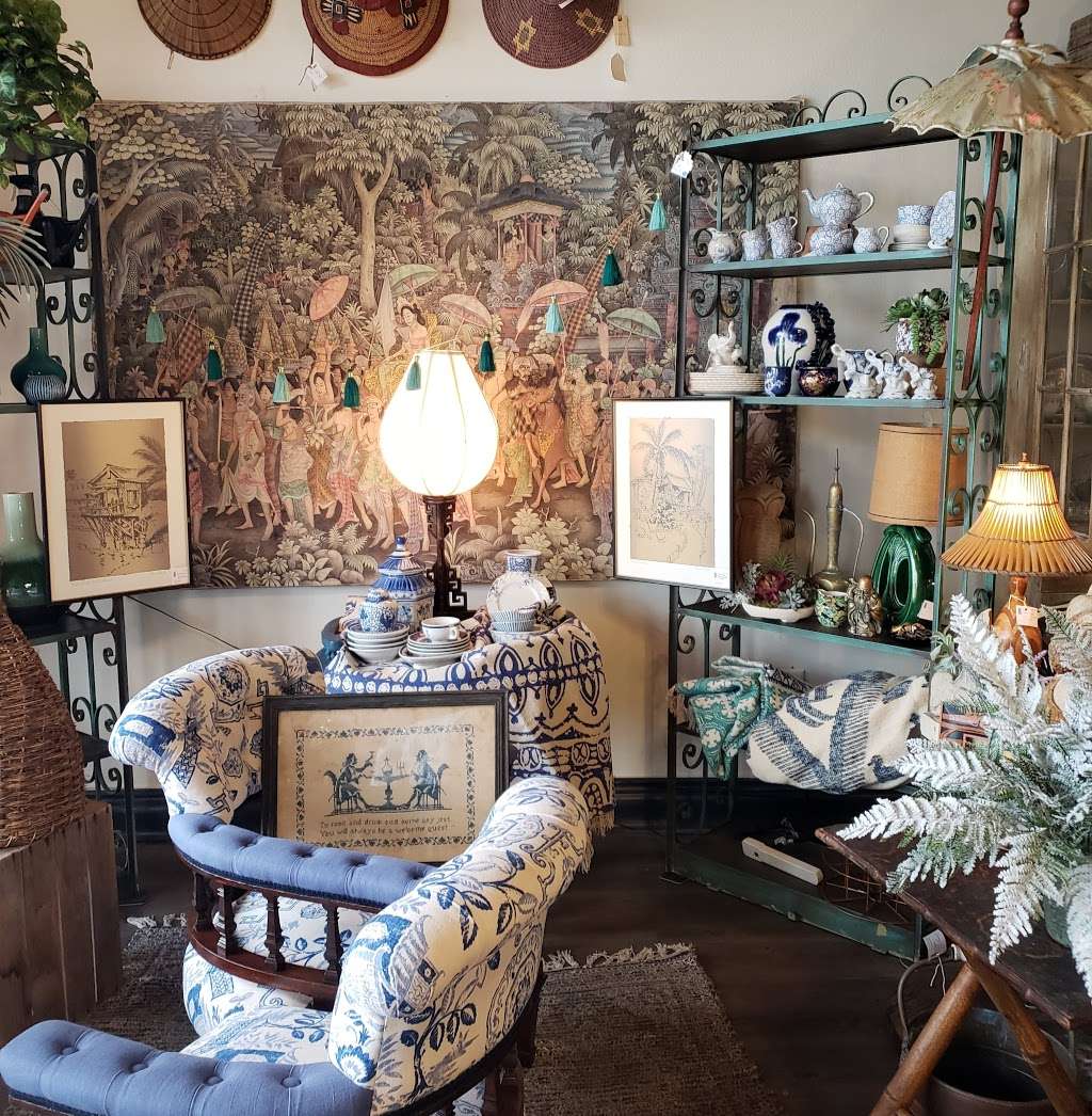 Vintique | 7885 W Sahara Ave #109, Las Vegas, NV 89117, USA | Phone: (702) 209-2767