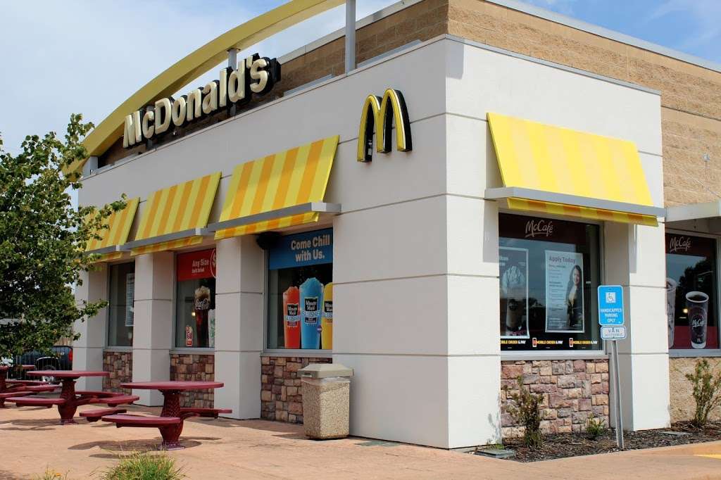 McDonalds | 726 W Broadway St, Monticello, IN 47960, USA | Phone: (574) 583-8030