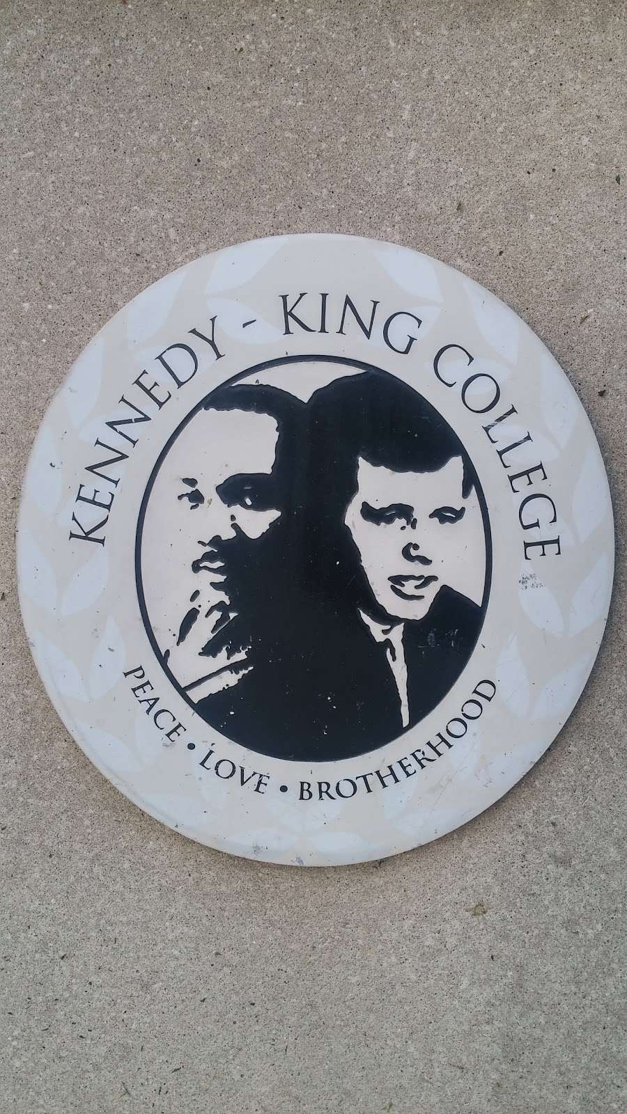 Kennedy-King College | 6301 S Halsted St, Chicago, IL 60621, USA | Phone: (773) 602-5000