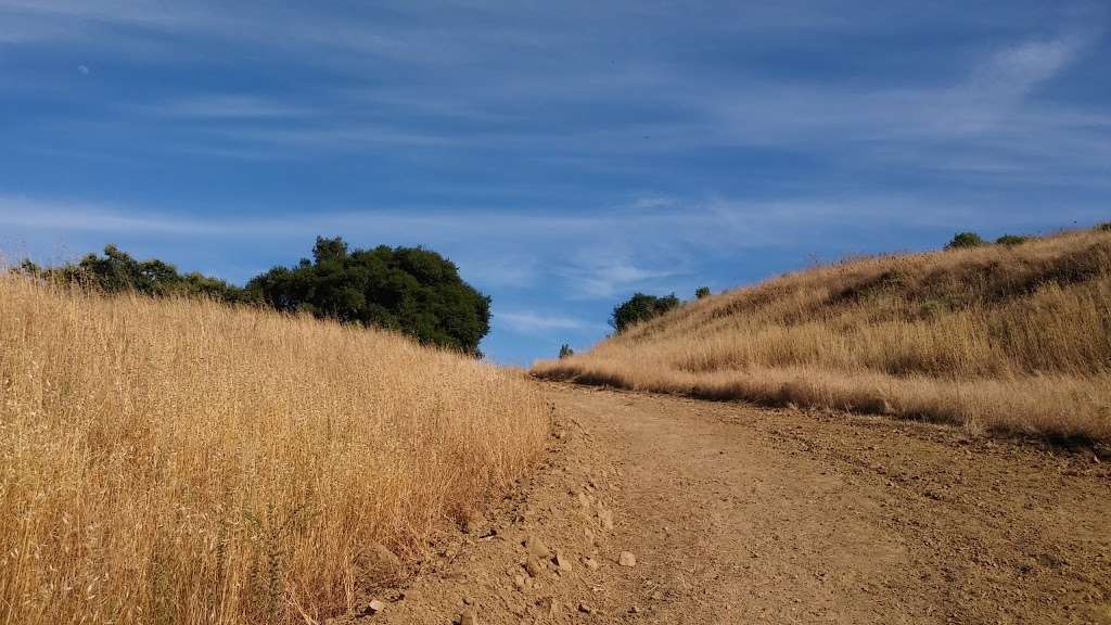 Sky Ranch Muir Land Trust Trails | Dutra Loop, Martinez, CA 94553, USA