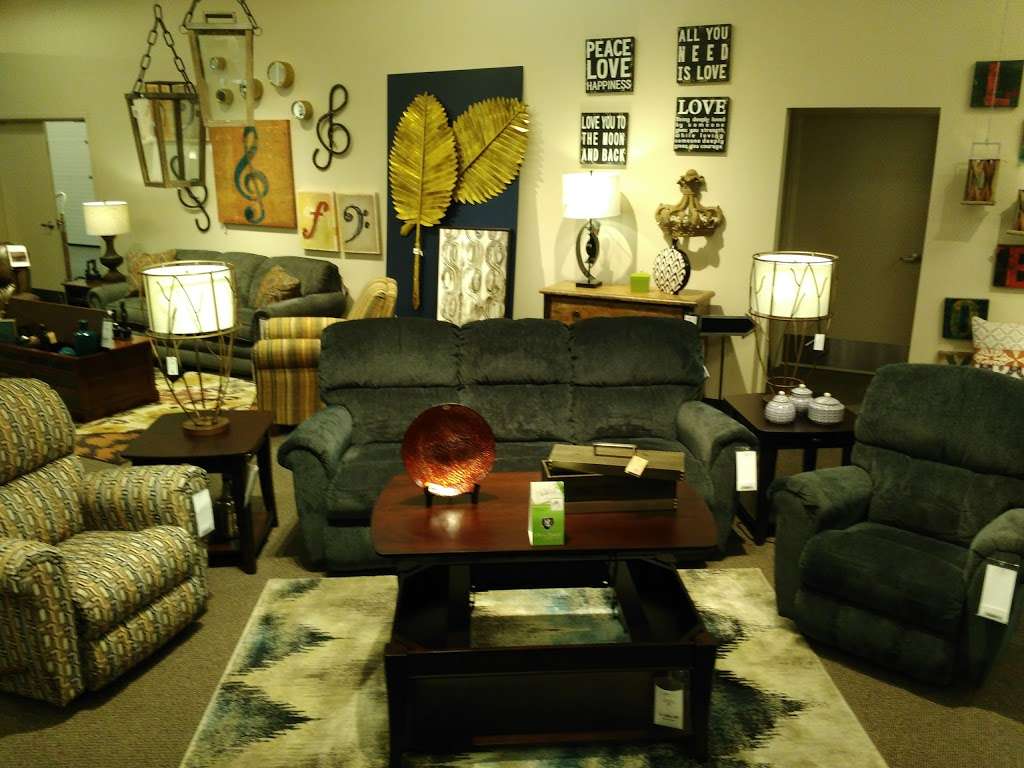 La-Z-Boy Home Furnishings & Décor | 9110 Rockville Rd, Indianapolis, IN 46234, USA | Phone: (317) 960-5555
