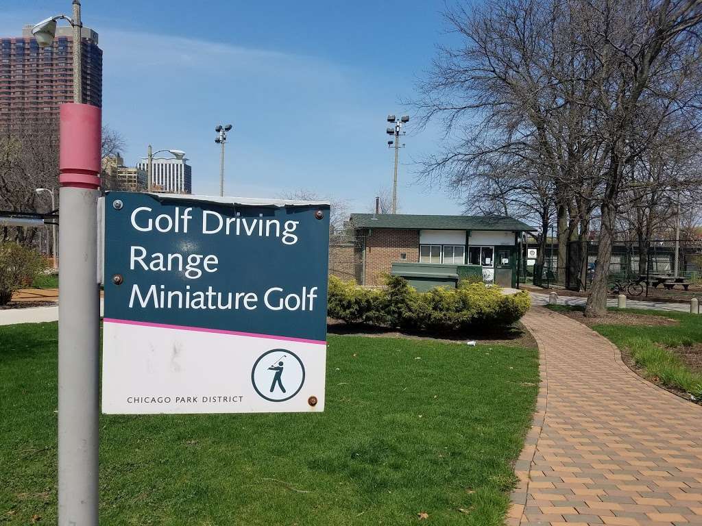 Diversey Driving Range | 141 W Diversey Pkwy, Chicago, IL 60657, USA | Phone: (312) 742-7929