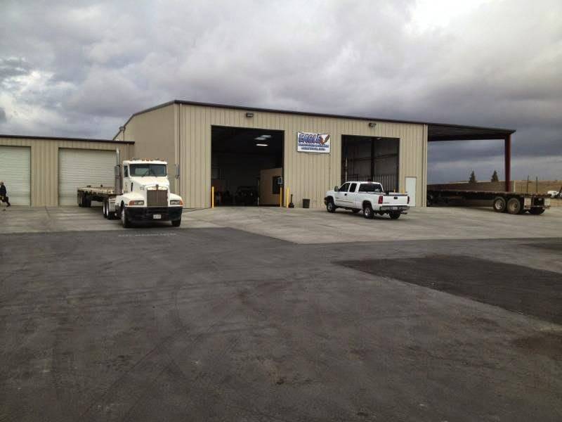 Eagle Trucking & Crane Services | 700 Majors Ct, Bakersfield, CA 93308 | Phone: (661) 399-9177
