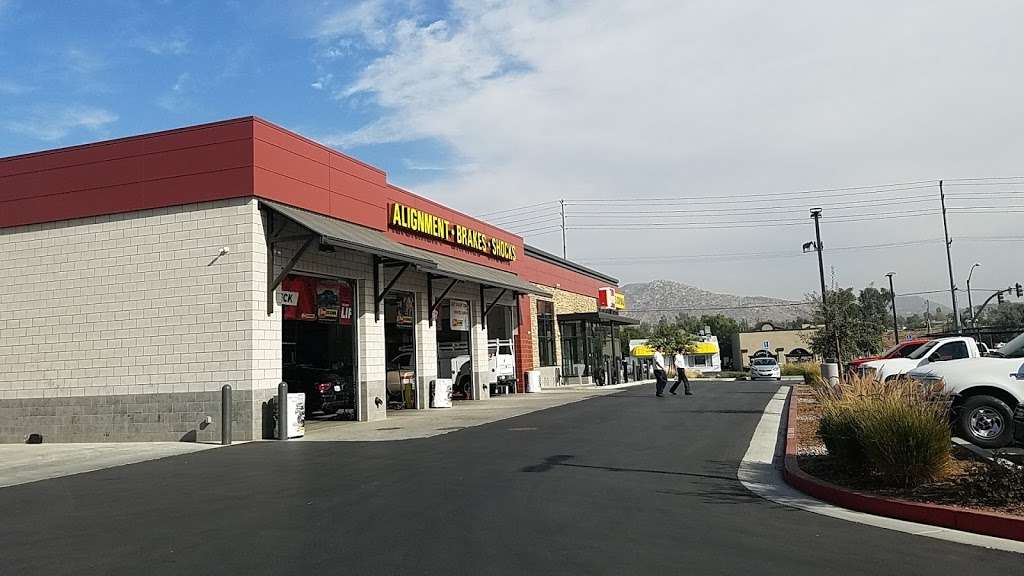 Les Schwab Tire Center | 1701 Third St, Norco, CA 92860 | Phone: (951) 278-9649