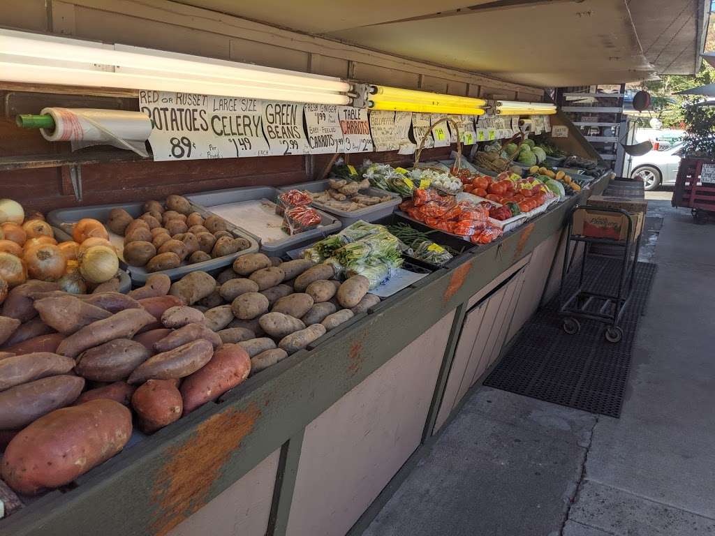 Rainbow Oaks Country Market | 4825 5th St, Fallbrook, CA 92028, USA