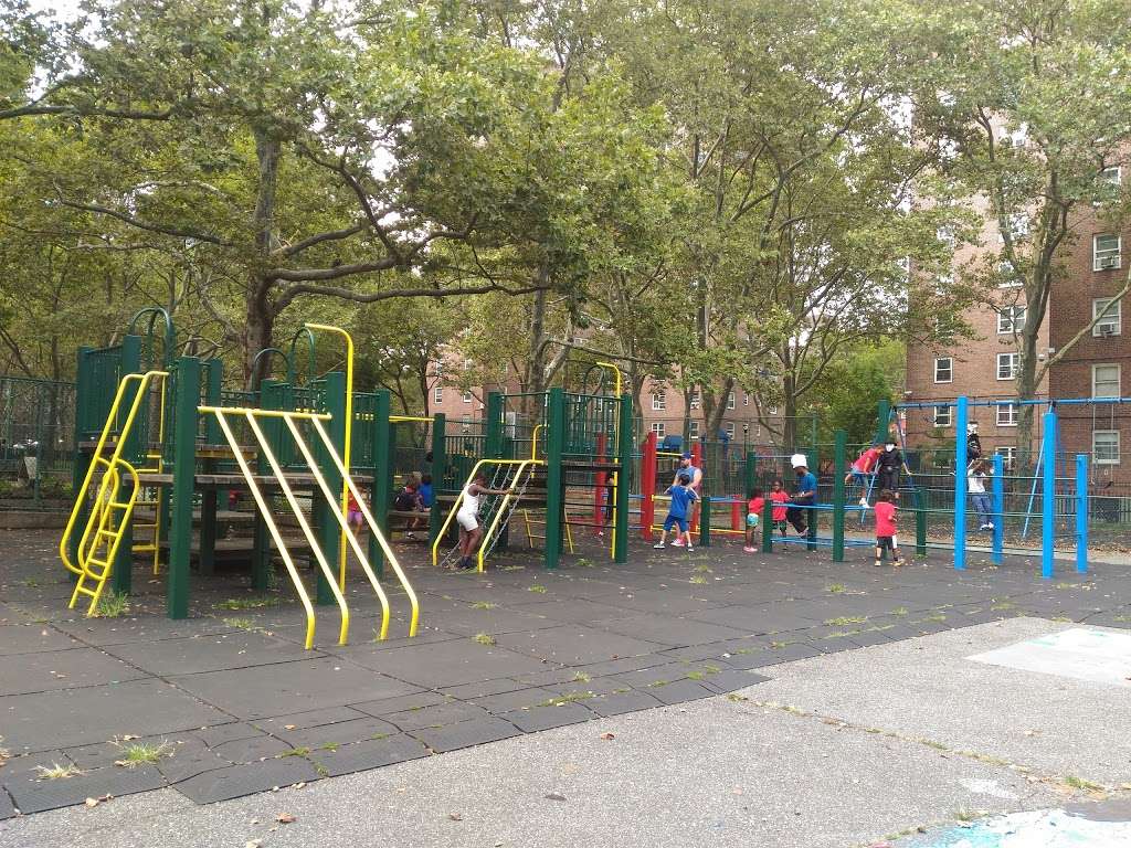 St. Nicholas Playground North | New York, NY 10027, USA