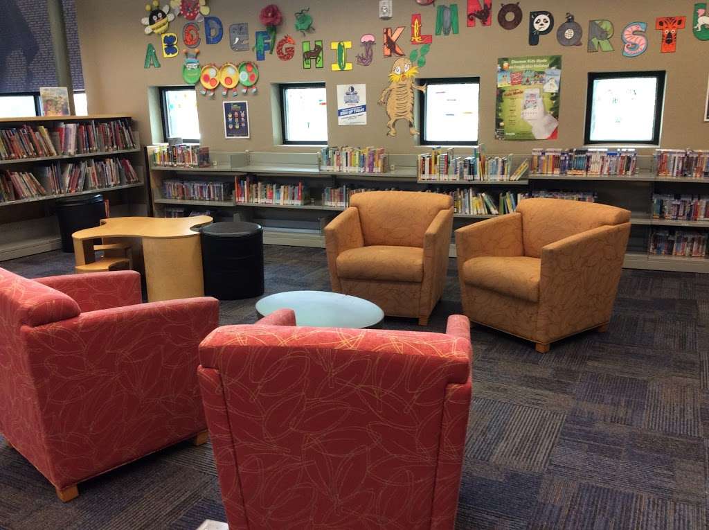 Grauwyler Park Branch Library | 2146 Gilford St, Dallas, TX 75235, USA | Phone: (214) 671-1447