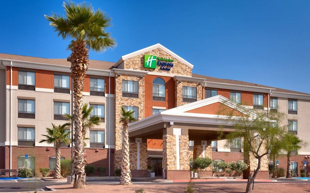 Holiday Inn Express & Suites El Paso I-10 East | 11825 Gateway Blvd W, El Paso, TX 79936, USA | Phone: (915) 590-3200