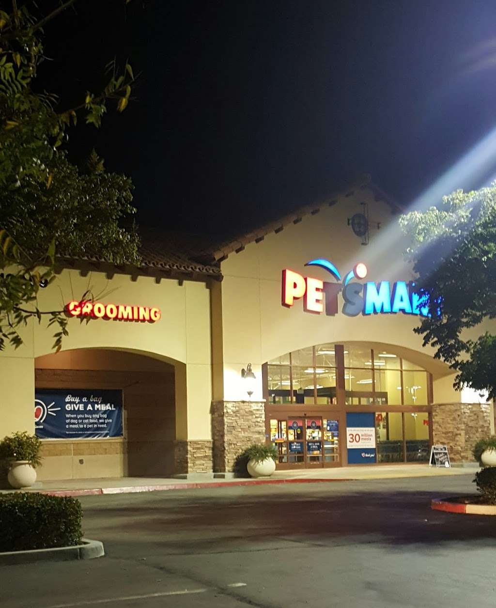 PetSmart | 19059 Golden Valley Rd, Santa Clarita, CA 91387, USA | Phone: (661) 250-8204