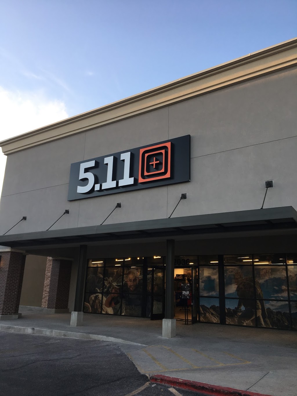 5.11 Tactical | 2036 E Thomas Rd UNIT 8, Phoenix, AZ 85016, USA | Phone: (602) 957-2484