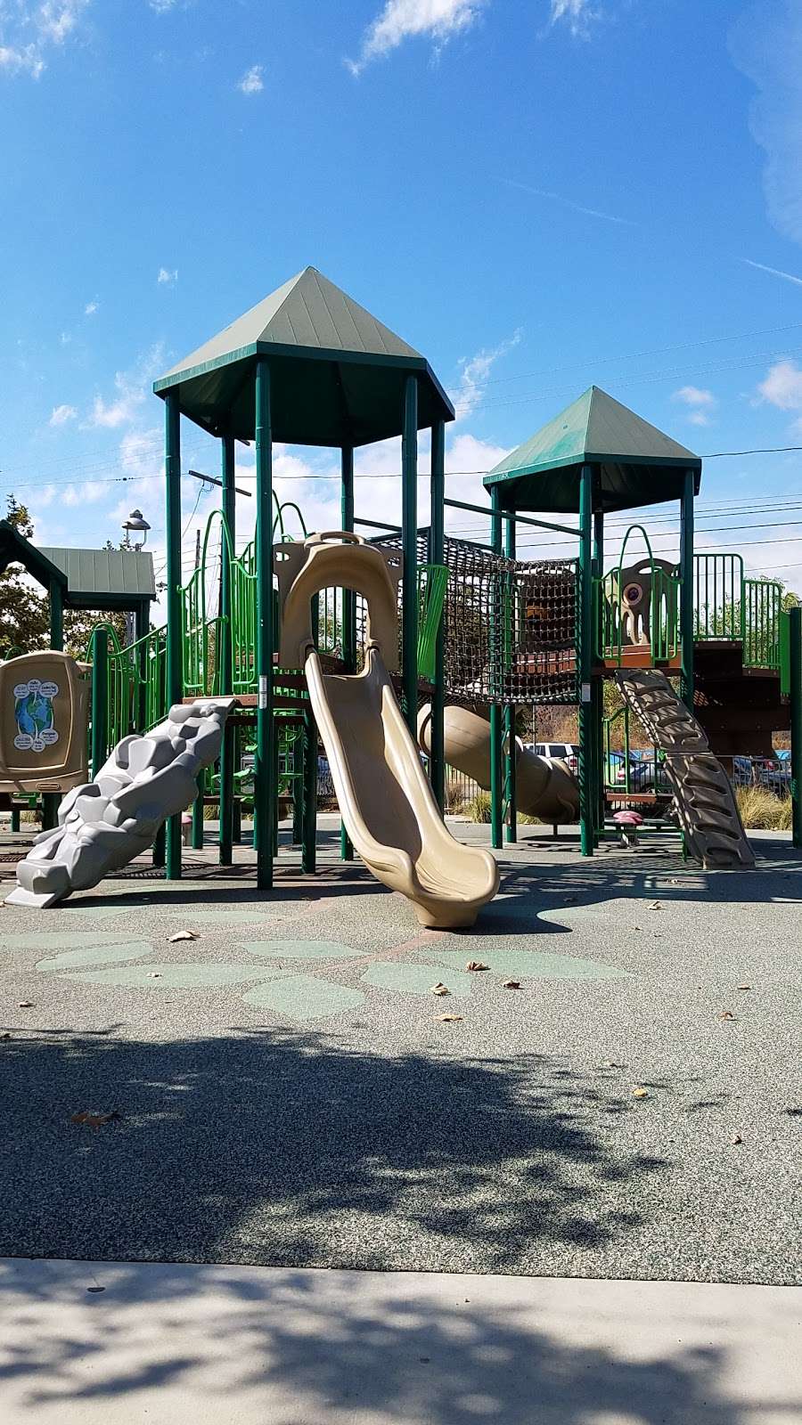 El Sereno Arroyo Playground | 5520 Concord Ave, Los Angeles, CA 90032 | Phone: (703) 858-2158