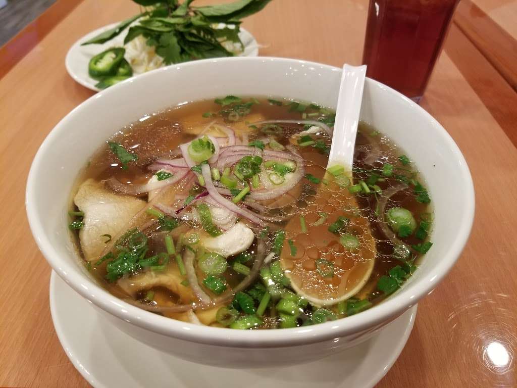 JB Pho & Grill | 7955 Barker Cypress Rd suite 900, Cypress, TX 77433 | Phone: (281) 246-4640