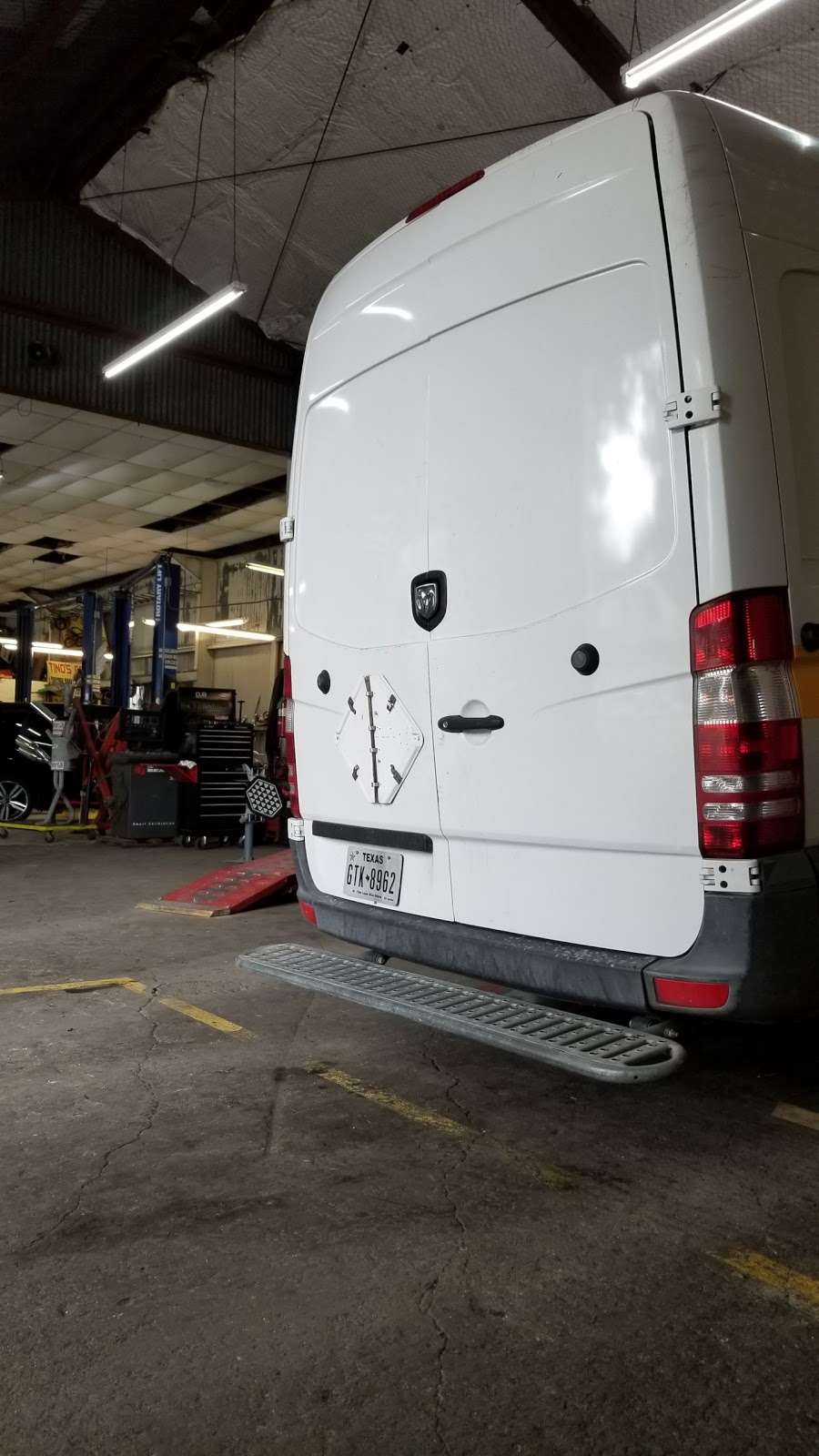 Tino S Garage 7404 Avenue F Houston Tx 77011 Usa