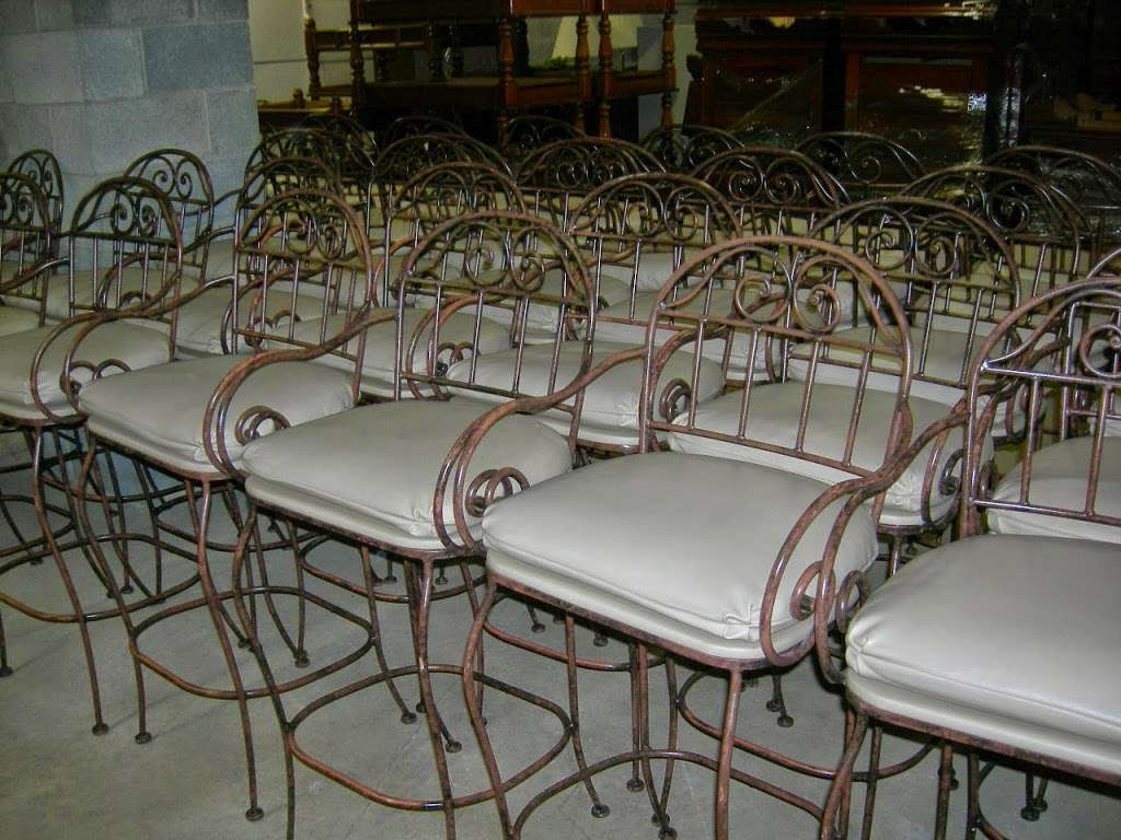 Used Furniture Super Store | 745 Sweinhart Rd, Boyertown, PA 19512 | Phone: (215) 527-3763