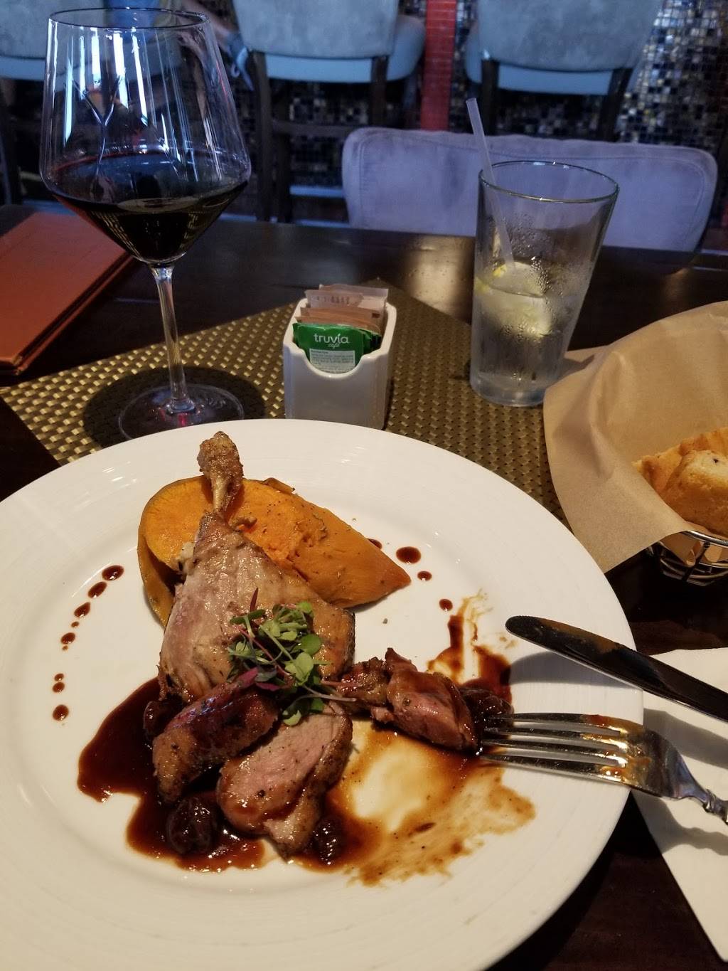 Citrus City Grille | 2765 Lakeshore Dr, Corona, CA 92883, USA | Phone: (951) 277-2888