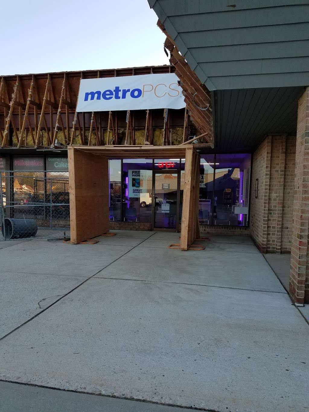 Metro by T-Mobile | 100 US-46 Ste 8, Budd Lake, NJ 07828, USA | Phone: (908) 914-1306