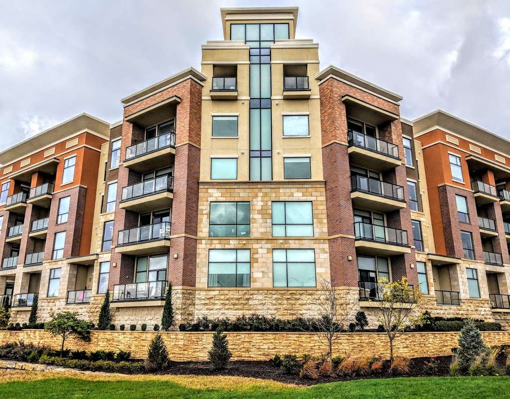 The Royale at CityPlace Apartments | 10501 113th St, Overland Park, KS 66210 | Phone: (913) 712-9866