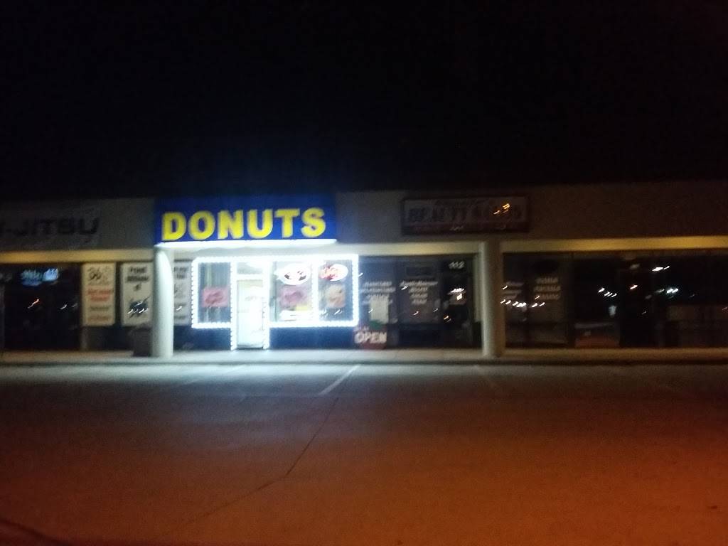 Polo Donuts | 1801 W Polo Rd, Grand Prairie, TX 75052, USA | Phone: (972) 660-8373