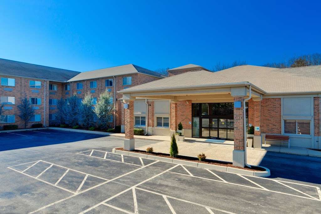 Holiday Inn Express & Suites Smithfield - Providence | 1010 Douglas Pike, Smithfield, RI 02917, USA | Phone: (401) 231-6300