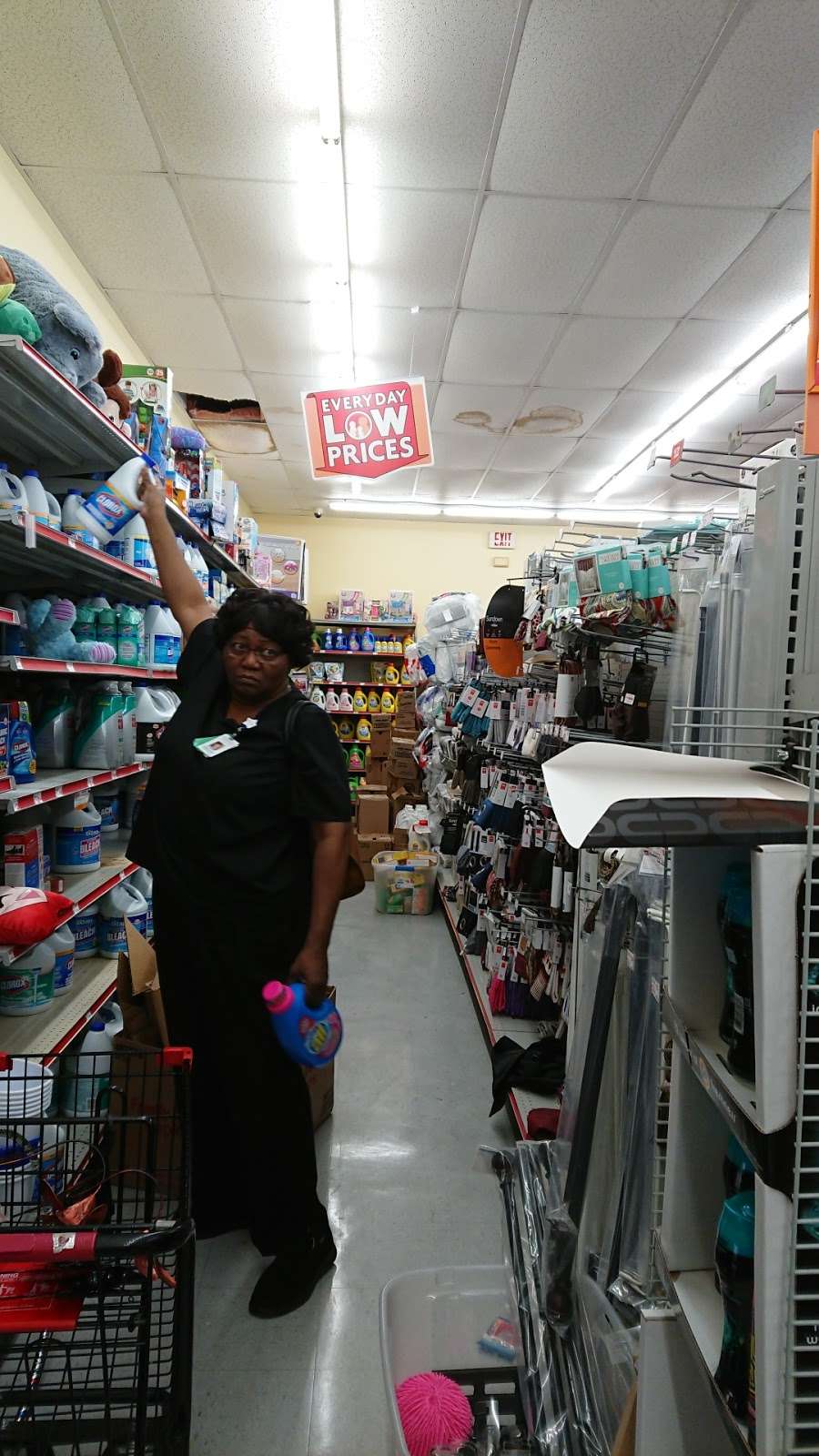 Family Dollar | 10425 Veterans Memorial Dr, Houston, TX 77038 | Phone: (281) 260-9734