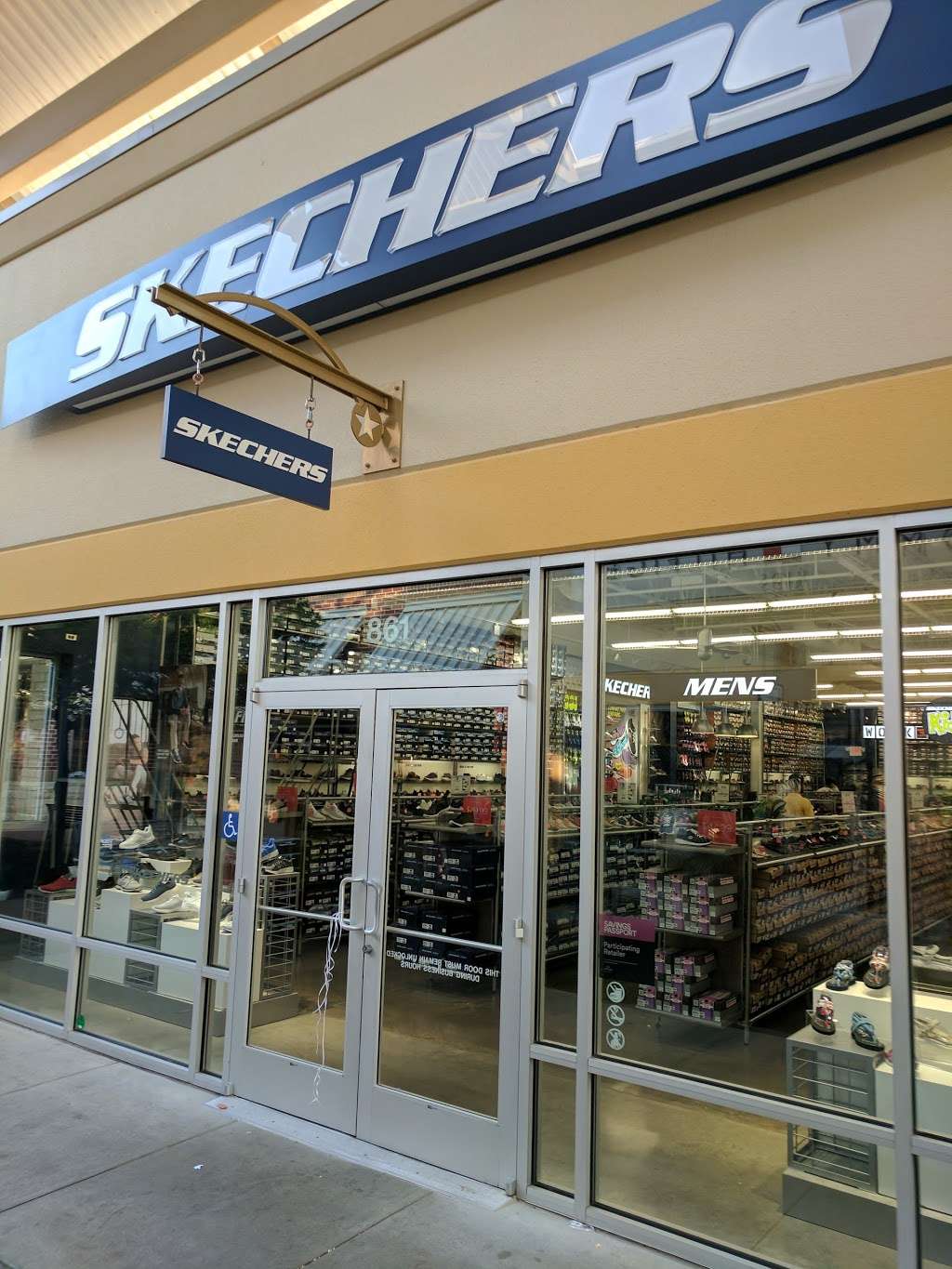 SKECHERS Factory Outlet | 29300 Hempstead Rd #0861, Cypress, TX 77433, USA | Phone: (281) 758-1830