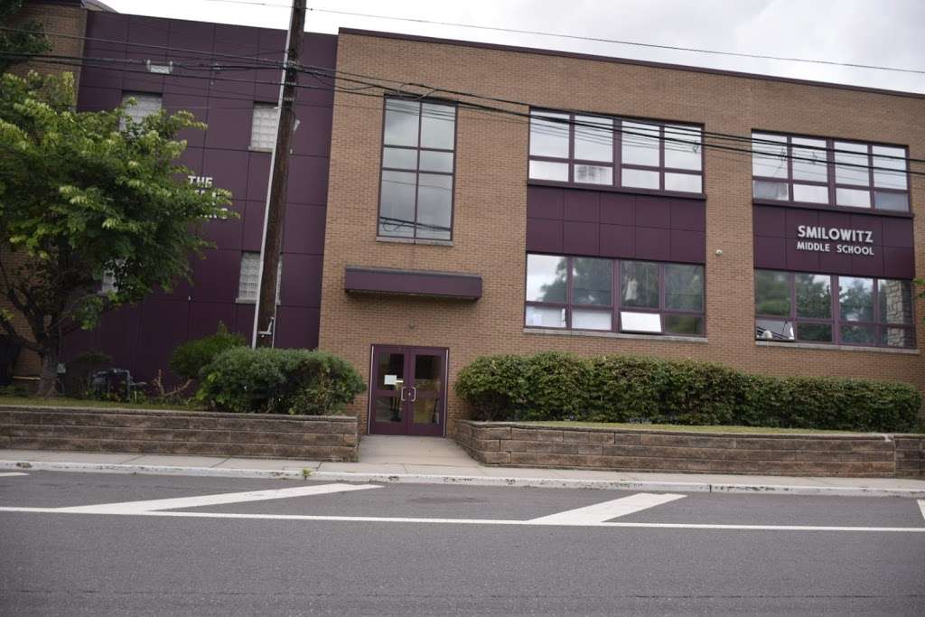 Smilowitz Middle School | 135 North Ave, Elizabeth, NJ 07208, USA