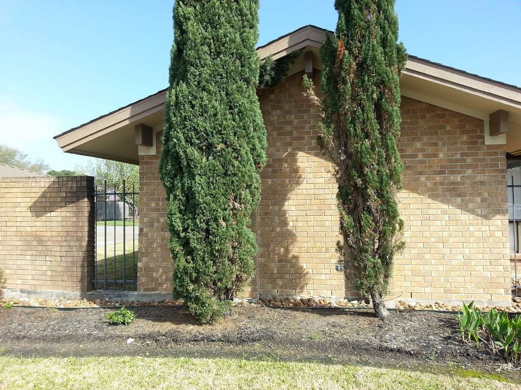 Sacred Heart Catholic Church | 915 Runneburg Rd, Crosby, TX 77532 | Phone: (281) 328-4871