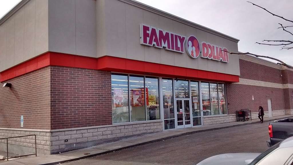Family Dollar | 454 E Cass St, Joliet, IL 60432, USA | Phone: (815) 726-7464