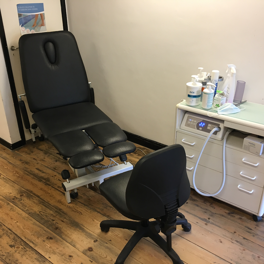 The pod clinic | 3 Bank House, High St, Wrotham, Sevenoaks TN15 7AE, UK | Phone: 01732 780441