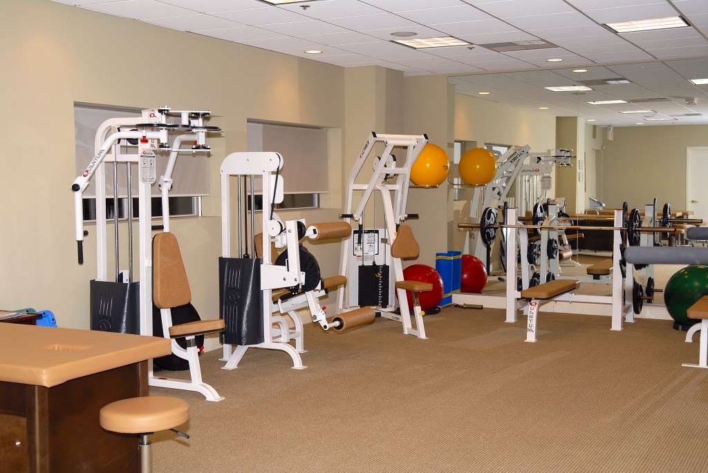 New Castle Physical Therapy & Personal Training | 16 Schuman Rd, Millwood, NY 10546 | Phone: (914) 488-5440