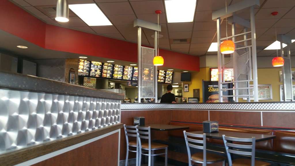 Carls Jr./Green Burrito | 8271 Warner Ave, Huntington Beach, CA 92647, USA | Phone: (714) 848-1206